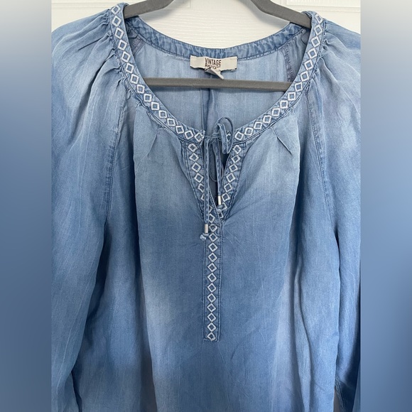 VINTAGE AMERICA BLUES Women's Sz Large Chambray Peasant Blouse Boho Shirt. A-64 - Picture 2 of 6